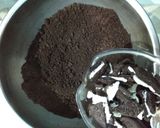 Foto langkah ke 1 dari resep Cookies 'n' Cream Cheese Caketart.