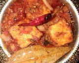 A picture of step 1 of Paneer Doupyaza 🤤.