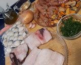 Foto del paso 1 de la receta: Merluza a la marinera