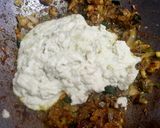 A picture of step 2 of Dudhi Pithle.