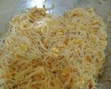 Foto langkah ke 4 dari resep Bihun Goreng Anak.