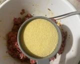 A picture of step 1 of Easy Köfte.