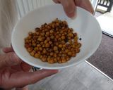 A picture of step 3 of Roasted chickpeas. Airfyer.