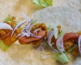 A picture of step 3 of Californian rolls.