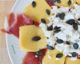 Foto del paso 5 de la receta Jamón con mango y queso feta