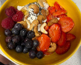 Foto del paso 2 de la receta: Bowl de frutos rojos con yogur ¡desayuno a tope!