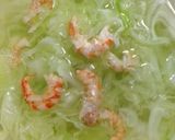 Hình bước làm 3 của món Canh bắp cải nấu tôm nõn khô