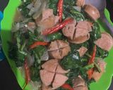 Foto langkah ke 5 dari resep Tumis baby kailan sosis bruthwurs.