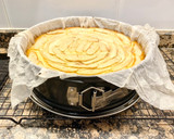 Foto del paso 6 de la receta: Tarta de queso rellena con manzanas