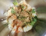 A picture of step 4 of Oats tikki.