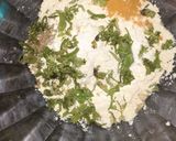 A picture of step 2 of Veg bread omellete.