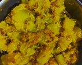 A picture of step 2 of Kaddu sabji.
