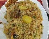 A picture of step 5 of Mutton yakhni polaw potato green piece.