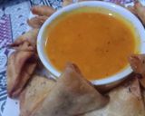A picture of step 3 of Chutney walay samoosay.