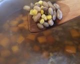 Foto del paso 1 de la receta: Crema de porotos con semillas de calabazas crocantes 👌🏻