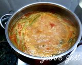 A picture of step 5 of Mixed Vegetable Besan ki Kadhi.