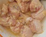 Foto langkah ke 2 dari resep Ayam goreng bawang putih.