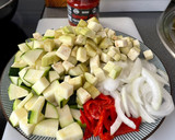 Foto del paso 1 de la receta: Pisto casero con huevos fritos 🍳