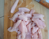 Foto del paso 2 de la receta: Tiras de pollo con patatas
