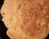 A picture of step 3 of Besan ka cheela.