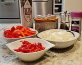 Foto del paso 4 de la receta: Rollitos de ternera en salsa de pimientos