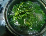 Foto langkah ke 2 dari resep Tips agar lalapan daun singkong /pepaya warnanya cantik.