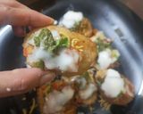 A picture of step 4 of Mini papri chat.