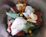 A picture of step 3 of Coconut Chutney.