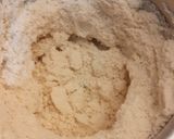 A picture of step 3 of Mini apple cinnamon pies.