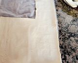 Foto del paso 1 de la receta: Mini rollitos de hojaldre con queso brie y sobrasada
