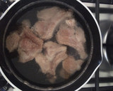 Foto del paso 1 de la receta: Carne de puerco en salsa verde (adobo)