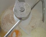 Foto langkah ke 1 dari resep Sweet Bread with Coconut Water.