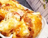 A picture of step 6 of Ham and Cheese Croissants 🥐.