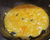 Foto del passaggio 3 della ricetta Asparagi con briciole di uova