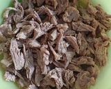 Foto langkah ke 1 dari resep Daging Sapi Suwir Kacang Merah.