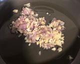 Foto langkah ke 1 dari resep Nasi Goreng Daun Ketumbar.