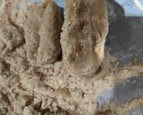A picture of step 2 of Churma na ladoo.