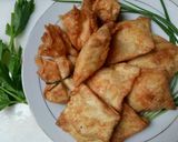 Foto langkah ke 3 dari resep Pangsit Goreng Isi Bakso.