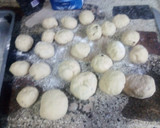 Foto del paso 8 de la receta: Pancitos con pasas de uva
