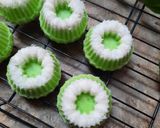 Foto langkah ke 6 dari resep Putu Ayu Pandan Lembut.