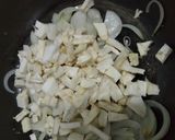 รูปขั้นตอนการทำที่ 2 ของ โคนเห็ดผัดใบยี่หร่า#20