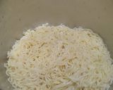 乾拌Indomie 印尼乾麵(海鮮版)的食譜步驟2照片