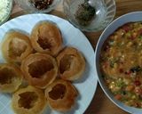 A picture of step 3 of Pizza Panipuri.