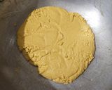 A picture of step 4 of Almond layer besan barfi.