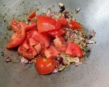 A picture of step 2 of Parmal/ Pointed gourd curry.