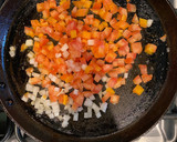 Foto del paso 1 de la receta: Omelette de claras de huevo con champiñones
