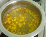 वेजिटेबल स्वीटकॉर्न सूप (Vegetable sweetcorn soup recipe in Hindi) रेसिपी चरण 5 फोटो