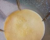 A picture of step 2 of Muskmelon Milkshake.