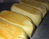Foto langkah ke 5 dari resep Roti Kasur Isi Ceres Chocochip.