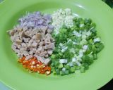 Foto langkah ke 1 dari resep Telur Dadar Sosis.